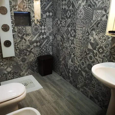 Casa Vacanze Elda A Otranto, Salento 4/5 Posti *